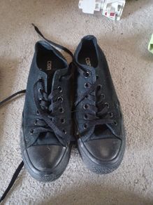 Black converse