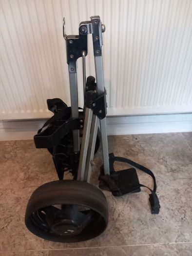 Powakaddy golf trolley