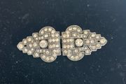 brooch