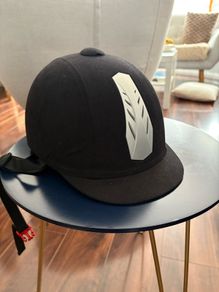 Hkm riding hat unisex size 59-61