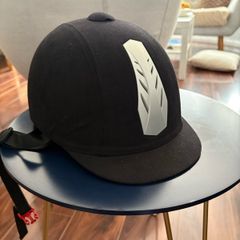 Hkm riding hat unisex size 59-61