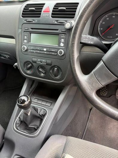 2005 Volkswagen Golf