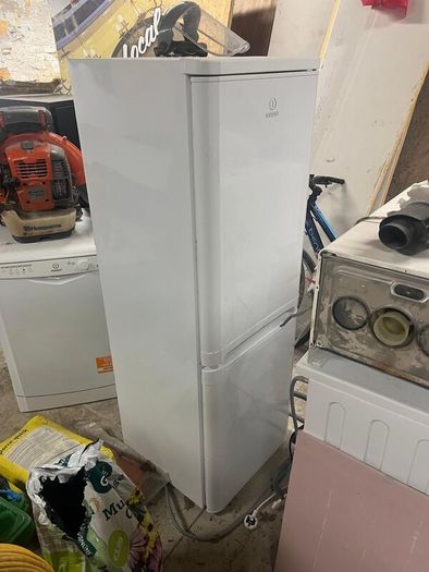 White Appliances / Kitchen Appliances