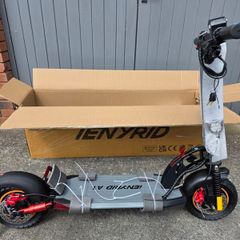 electric scooter , brand new , 6 months warranty, ienyrid  A1