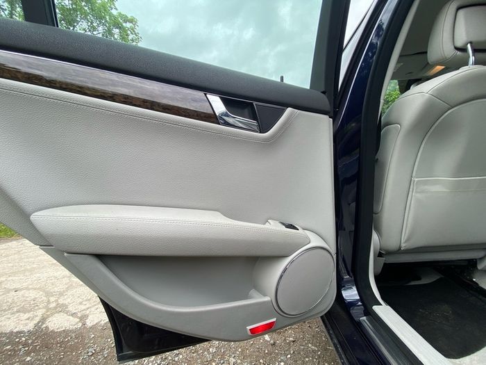 2012 Mercedes C250 C200 Breaking For Parts