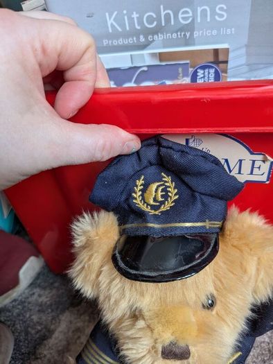 airline bears eur 10 each