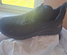 Genuine Brand New Nike Air Max 270 Trainers