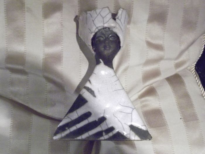 a sculptor of a lady by hester levinge scott