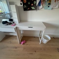 Ikea desk ideal for kids