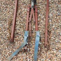 A frame car tow