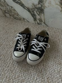 Black converse