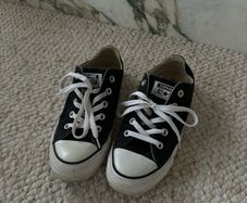 Black converse