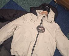 canda goose jacket