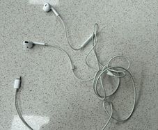 iphone earphones