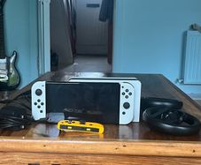 Nintendo Switch OLED + Accessories