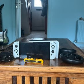 Nintendo Switch OLED + Accessories