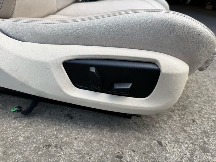 BMW F10 LCI Front M-Sport seats
