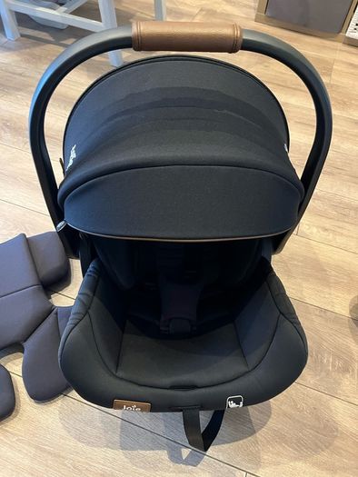 Joie iLevel infant car seat and Joie Encore Base