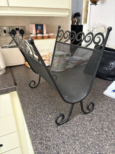 Magazine rack