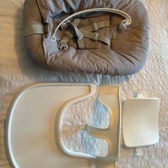 Tripp Trapp newborn set and toddler seat with tray