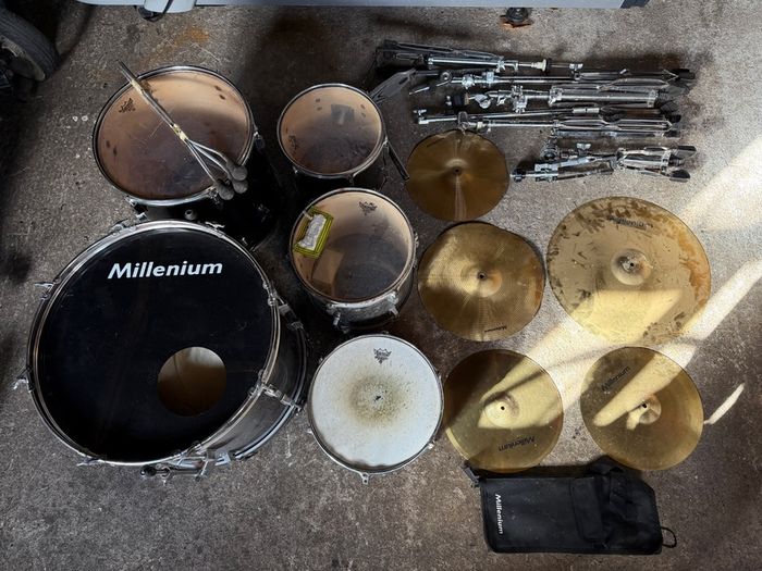 Millenium Drum Kit