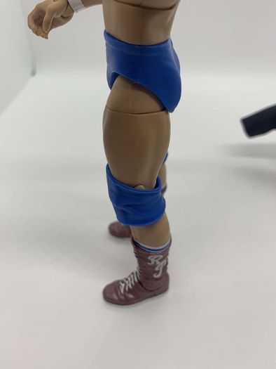 wwe elite legends series 1 Rowdy Rody Piper action figure