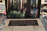 Apple MacBook Pro 15.4" 2018, 6 Core i7 2.2GHz 16GB 500GB A1990 Touch Bar (Battery Cycle: 431)