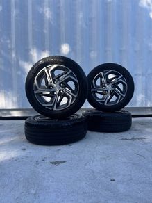Genuine Hyundai 16" Alloy Wheels
