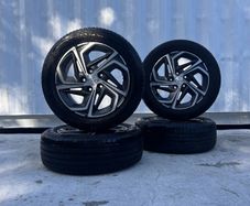 Genuine Hyundai 16" Alloy Wheels