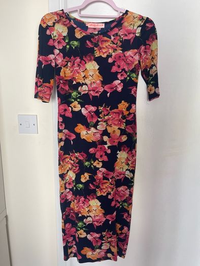 Oh My Love Bodycon Floral Dress