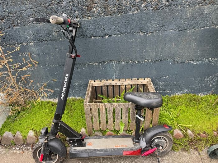 KuKirin M4 M Pro Electric Scooter