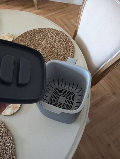 Counter top compost bin