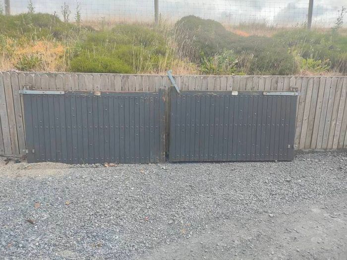 wooden gates