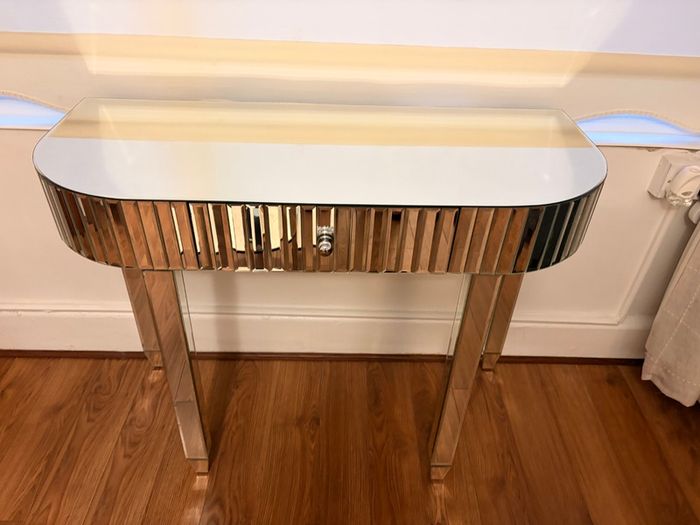 Michelle Keegan Side Table Plus Matching Lamp Table