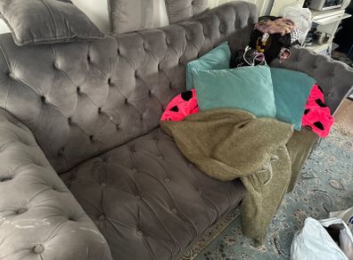 Sofa set