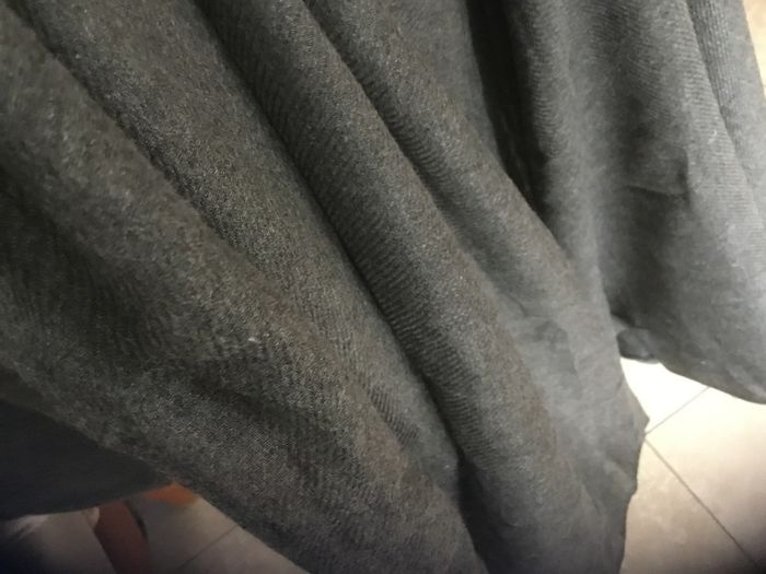Light weight grey scarf