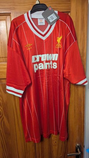 1982-1984 Liverpool FC shirt for sale. Size XL.
