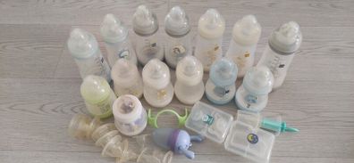 Mam bottles, nipples and extras