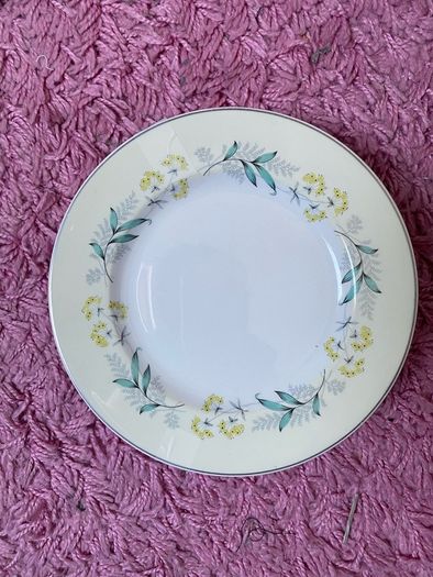 cake plates - vintage ceramic