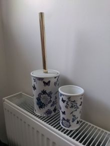 Bathroom accessories