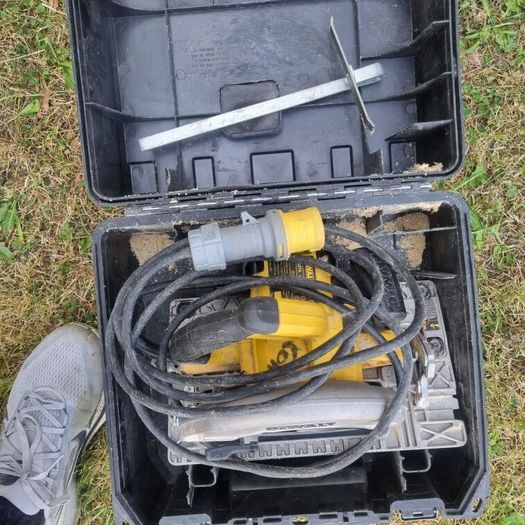 dewalt 110 circular saw