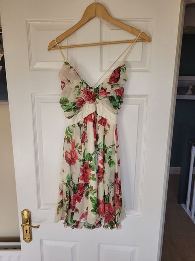 Stunning Lipsy dress
