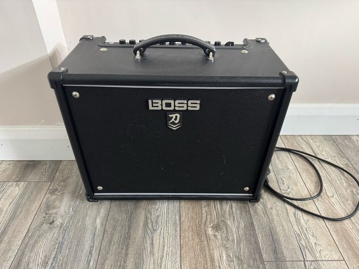 Boss Katana 50 MKII 50W Guitar Amplifier Amp like new