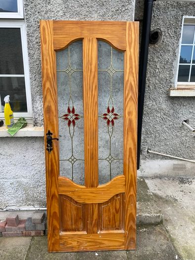 olid Timber Front Door with Decorative Rose Glass - Door 3