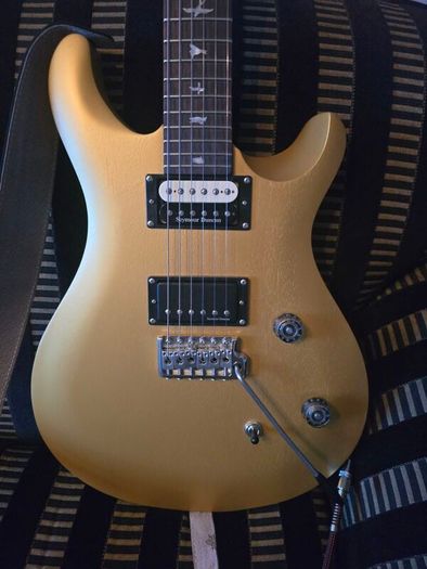 PRS CE SE 24 satin gold Seymour Duncan's and gig bag