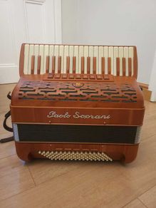 Paolo Soprani Wood Folk IV Piano Accordion