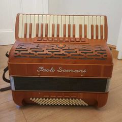 Paolo Soprani Wood Folk IV Piano Accordion
