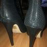 size 6 River Island strappy with gold toe tips Image 2