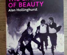 In the Line of Beauty. Alan Hollinghurst
