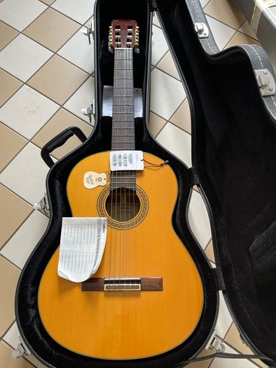 Yamaha Classical Guitar